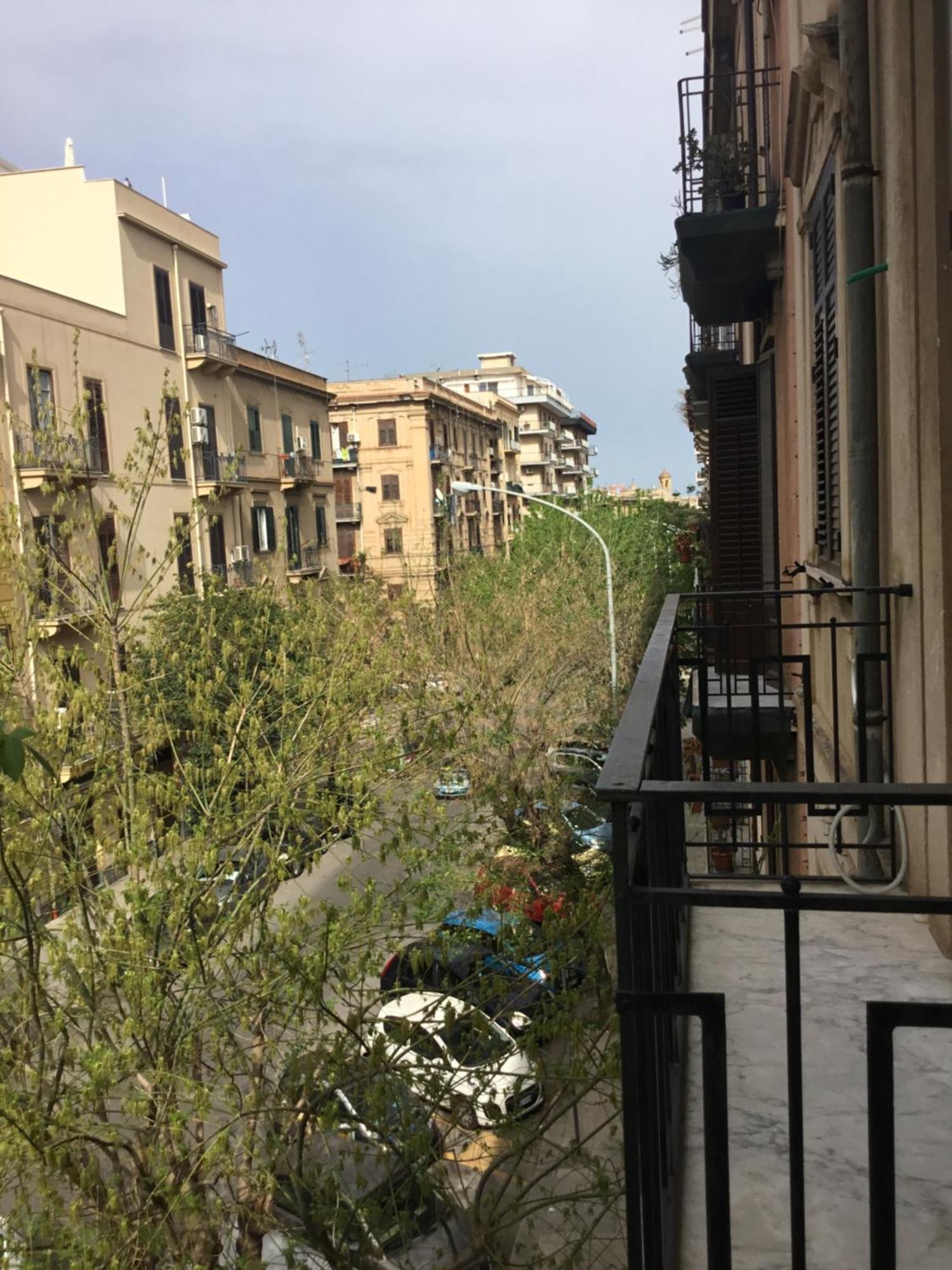 A Casa Da Carlo Apartment Palermo Bagian luar foto