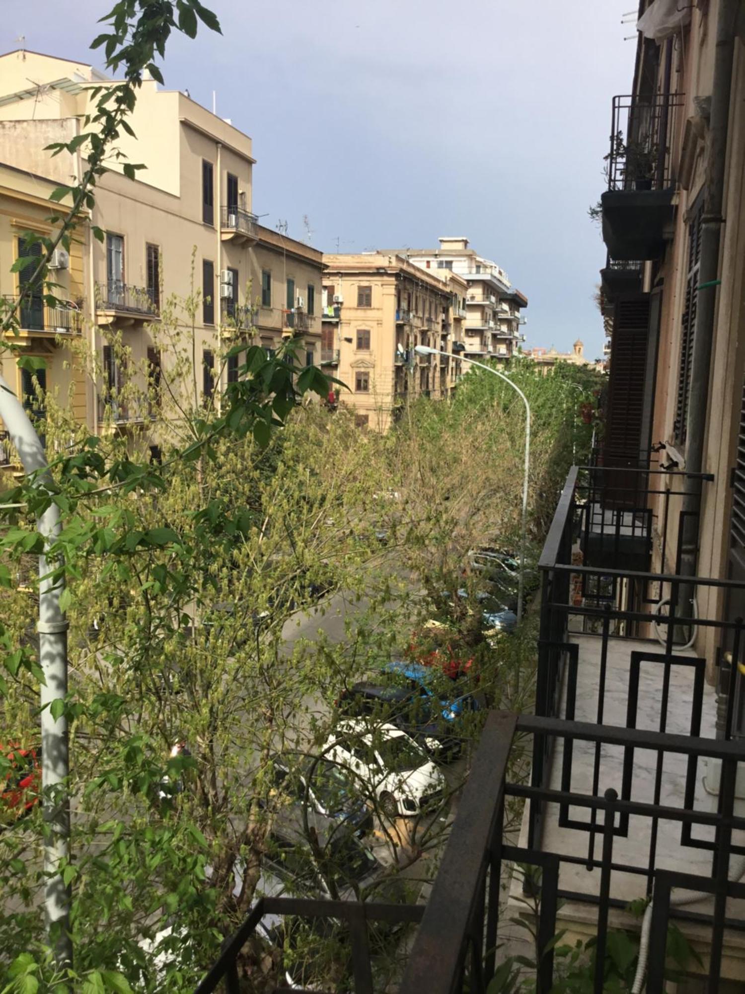 A Casa Da Carlo Apartment Palermo Bagian luar foto